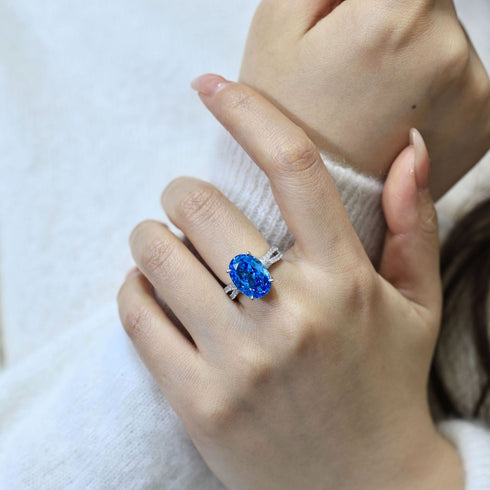 13.35 CT Pigeon Egg Sterling Silver Diamond Ring Bee