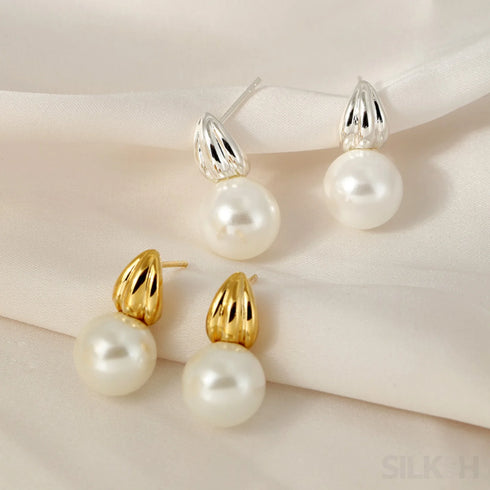 18k Gold Plated Sterling Silver Minimalist Pearl Stud