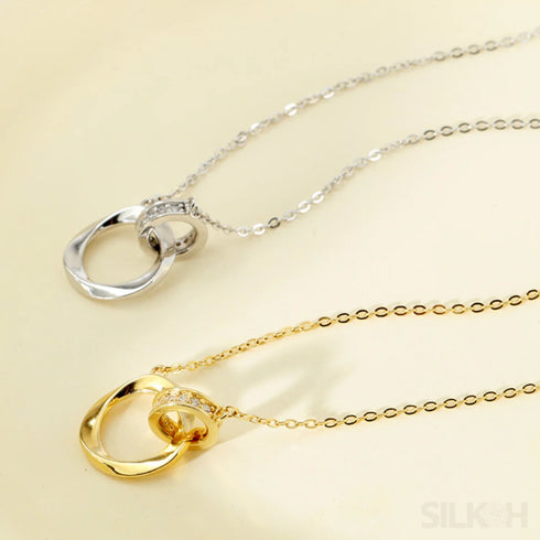 18k Gold Plated Unique Möbius Style Clavicle Chain