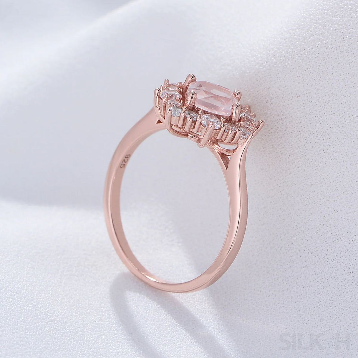 Bague En Argent Avec Une Belle Améthyste - Style 'Cushion Lace' - Neuf Avec Étiquettes