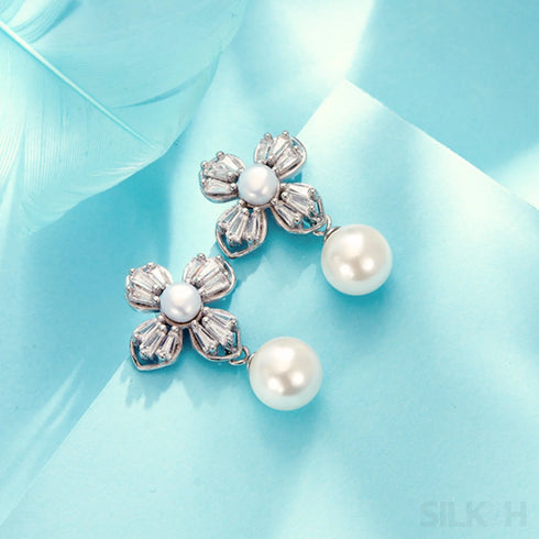 Flower Style 925 Sterling Silver Pearl Shell Bead Stud