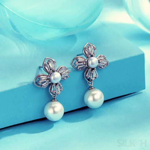 Flower Style 925 Sterling Silver Pearl Shell Bead Stud