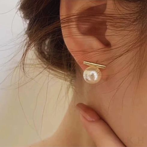 Round 18k Gold Sterling Silver Pearl Stud Bridal Earrings