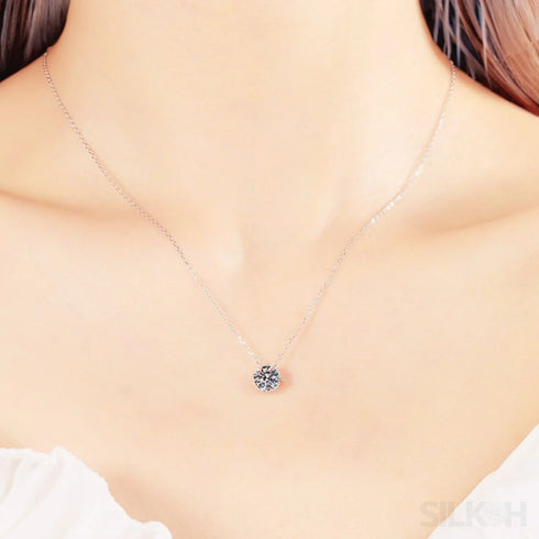 Round Pie 925 Sterling Silver Moissanite Necklace Cal