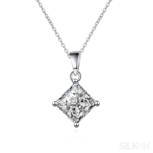 Square Shaped 925 Sterling Silver Moissanite Necklace Dee