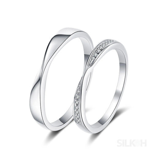 Unisex Moissanite Wedding Band Ann