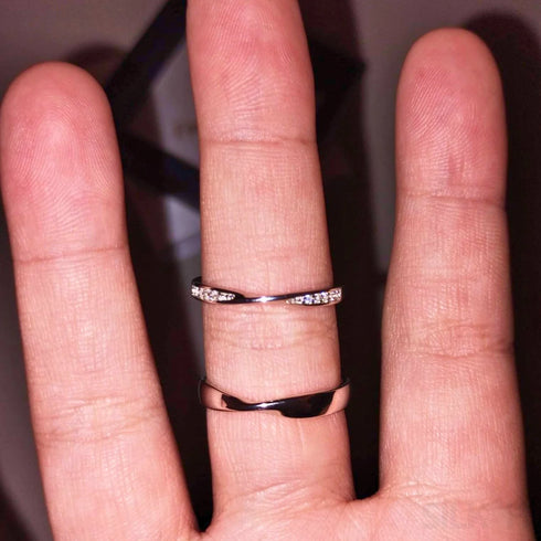 Unisex Moissanite Wedding Band Ann