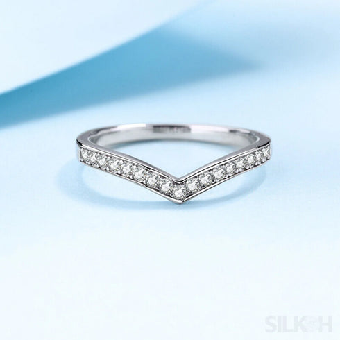 V-shaped Moissanite 925 Sterling Silver Curved Wedding Band
